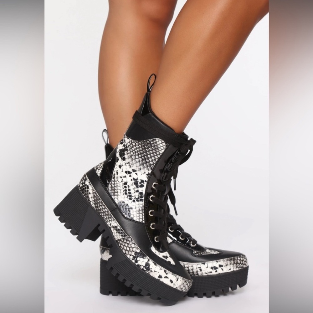 Women’s Snakeskin Lace Up Combat Boots